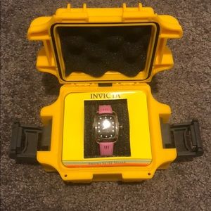 Pink Invicta Lupah Special Edition